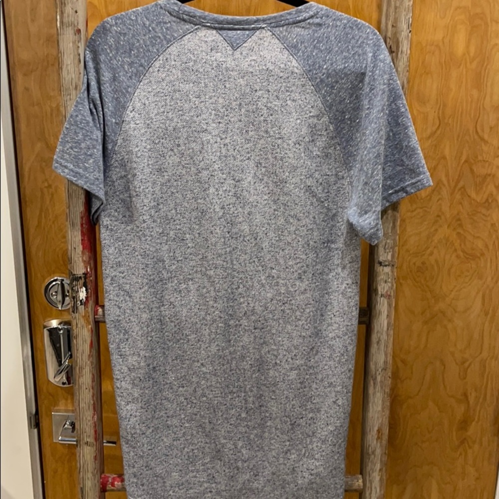 High/Low SS pocket Tee - Picture 4 of 5